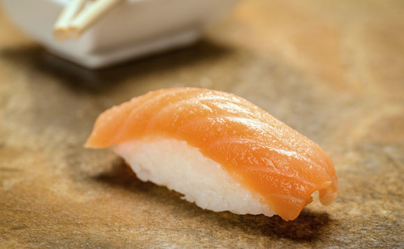 Kobe Sushi Salmón
